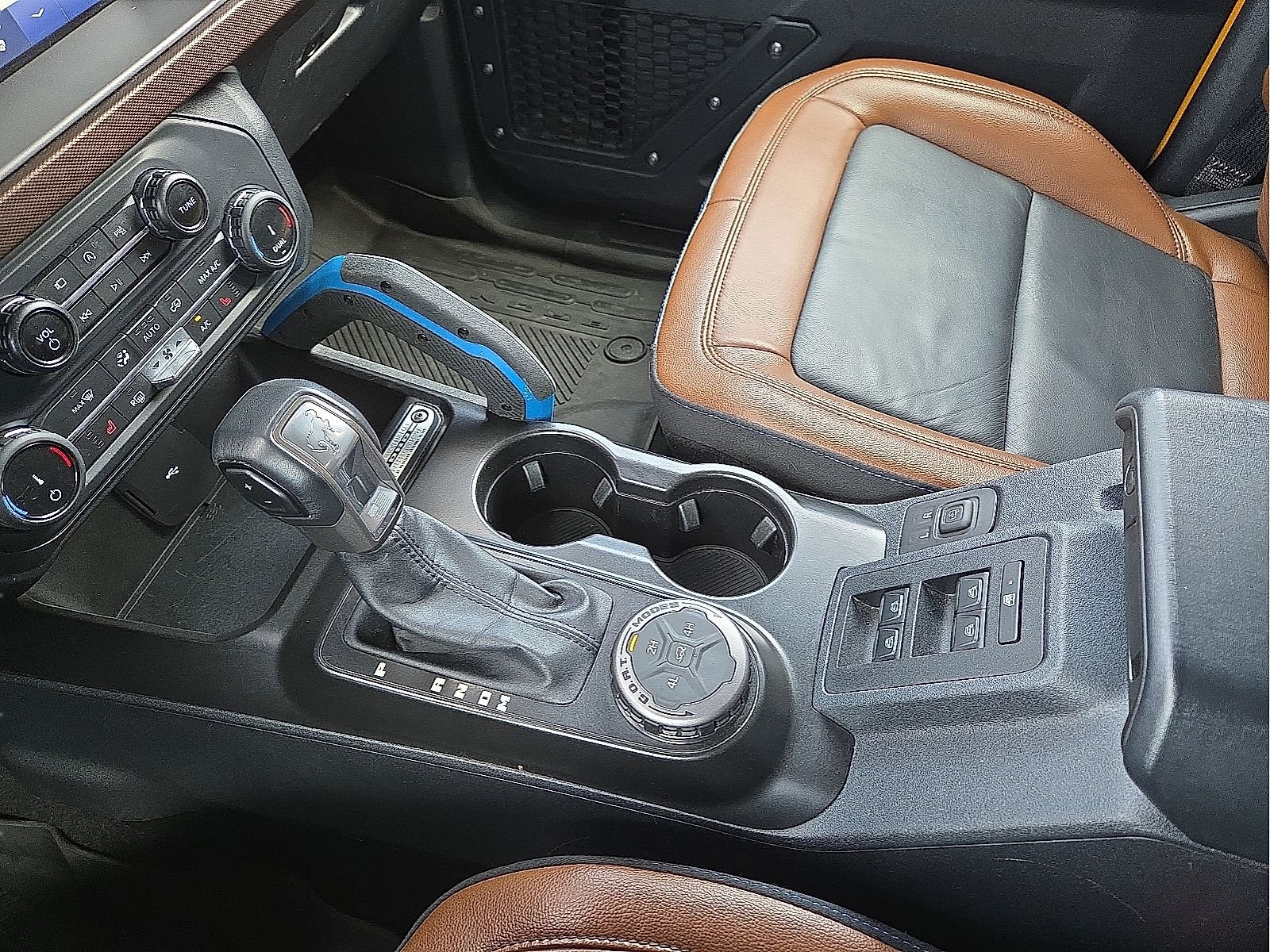 Used 2022 Ford Bronco Outer Banks AWD/4WD image 25