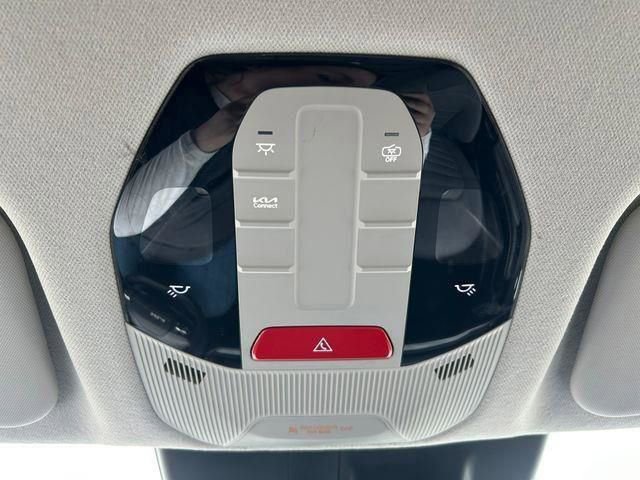 Used 2025 Kia K4 EX image 28