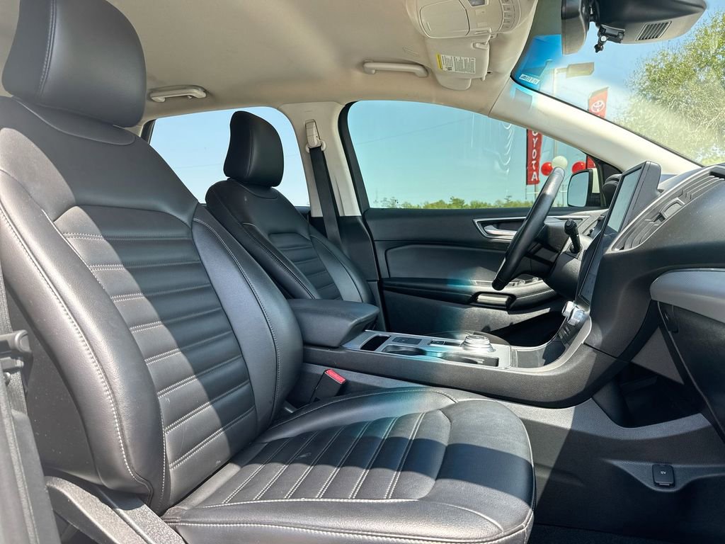 Used 2022 Ford Edge SEL image 31