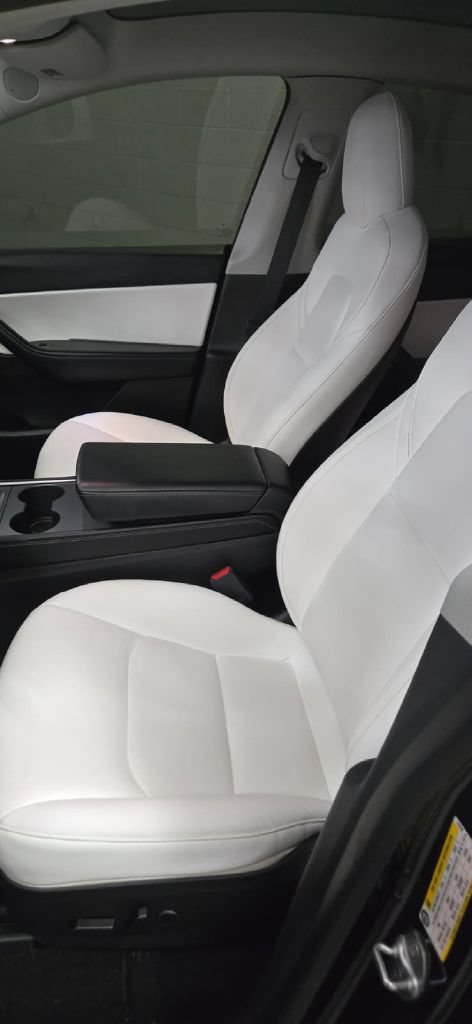 Used 2022 Tesla Model Y Performance AWD/4WD image 9