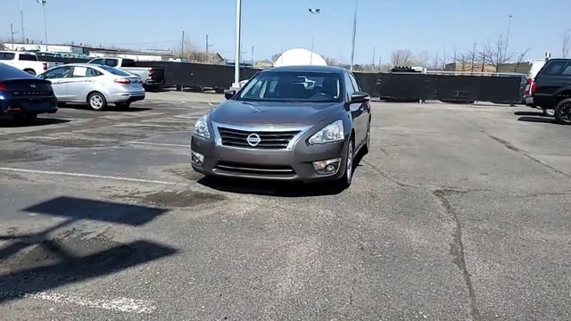 Used 2013 Nissan Altima 2.5 SV w/ 2.5SV Convenience Pkg image 3