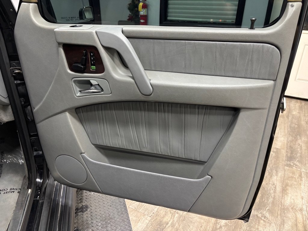 Used 2005 Mercedes-Benz G 500 image 33
