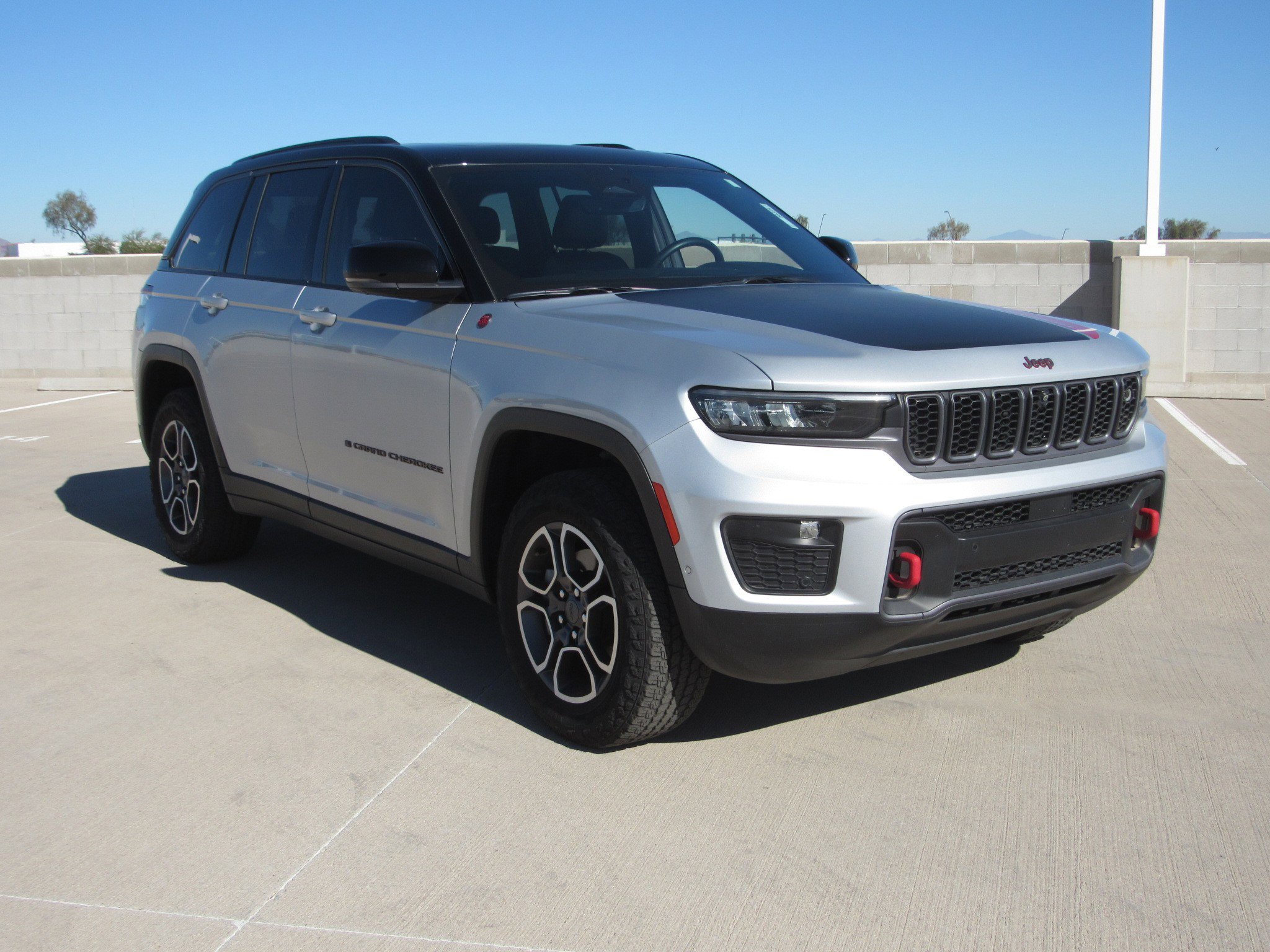 Used 2022 Jeep Grand Cherokee Trailhawk w/ ADV Protech Group II image 2