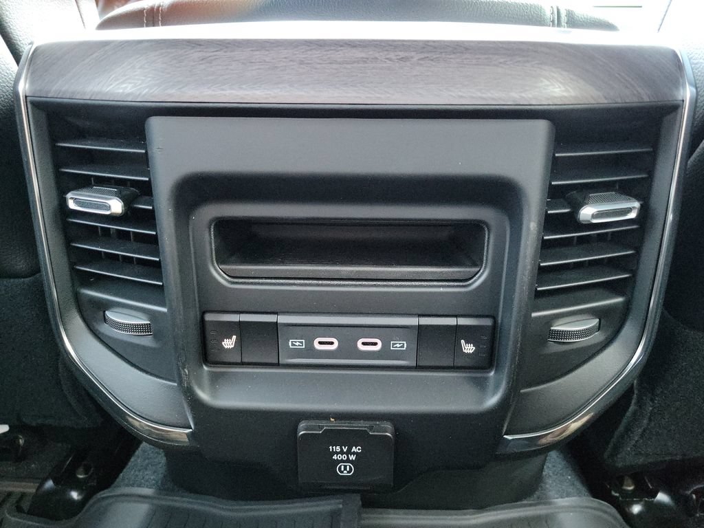 New 2026 RAM 2500 Laramie AWD/4WD image 11
