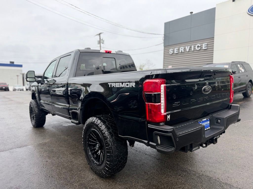 Used 2024 Ford F250 Lariat w/ Tremor Off-Road Package AWD/4WD image 5