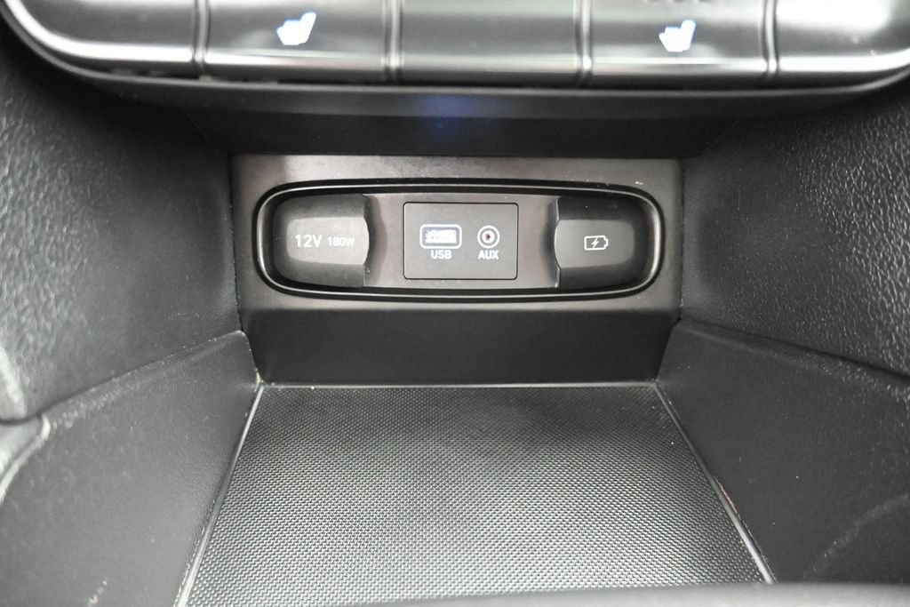 Used 2019 Hyundai Santa Fe Limited FWD image 19