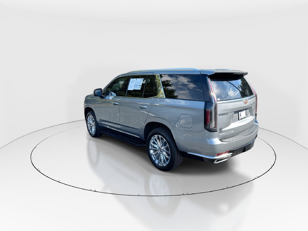 Used 2023 Cadillac Escalade Premium Luxury RWD image 6