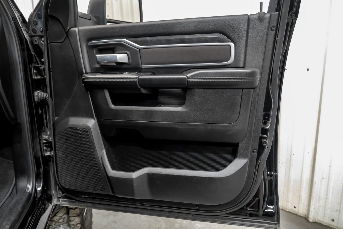 Used 2024 RAM 3500 Big Horn image 44