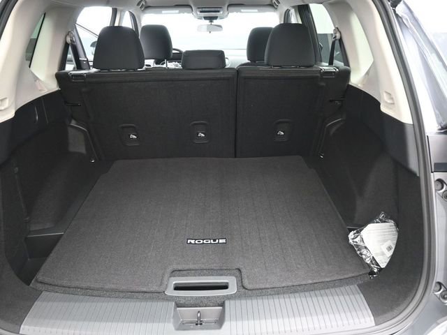 New 2026 Nissan Rogue SV w/ Cold Weather Package FWD image 10