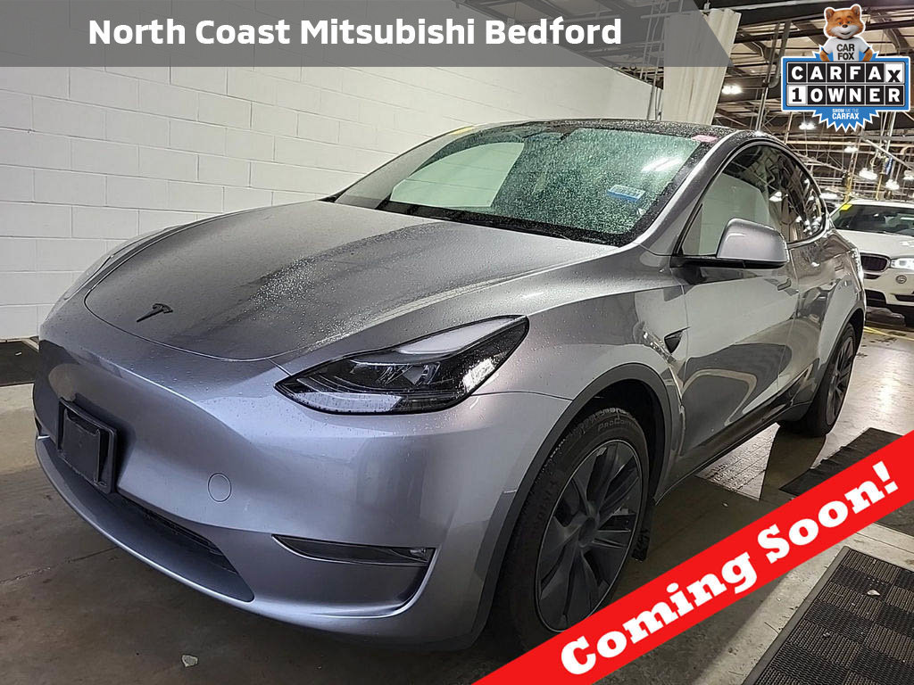 Used 2025 Tesla Model Y Long Range AWD/4WD image 1
