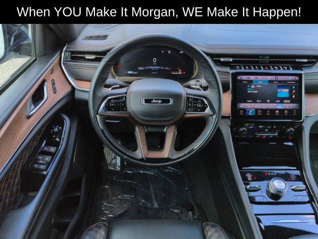 Used 2024 Jeep Grand Cherokee Summit AWD/4WD image 18