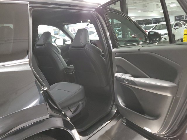 Used 2026 Lexus TX 500h AWD w/ Technology Package image 25