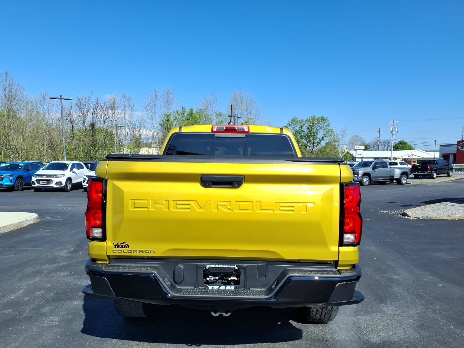 Used 2023 Chevrolet Colorado Z71 w/ Z71 Convenience Package 2 AWD/4WD image 6