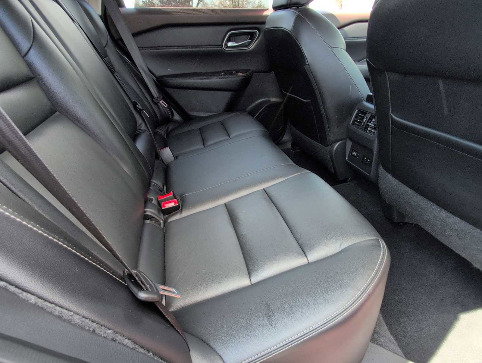 Used 2021 Nissan Rogue SL w/ Premium Package FWD image 20