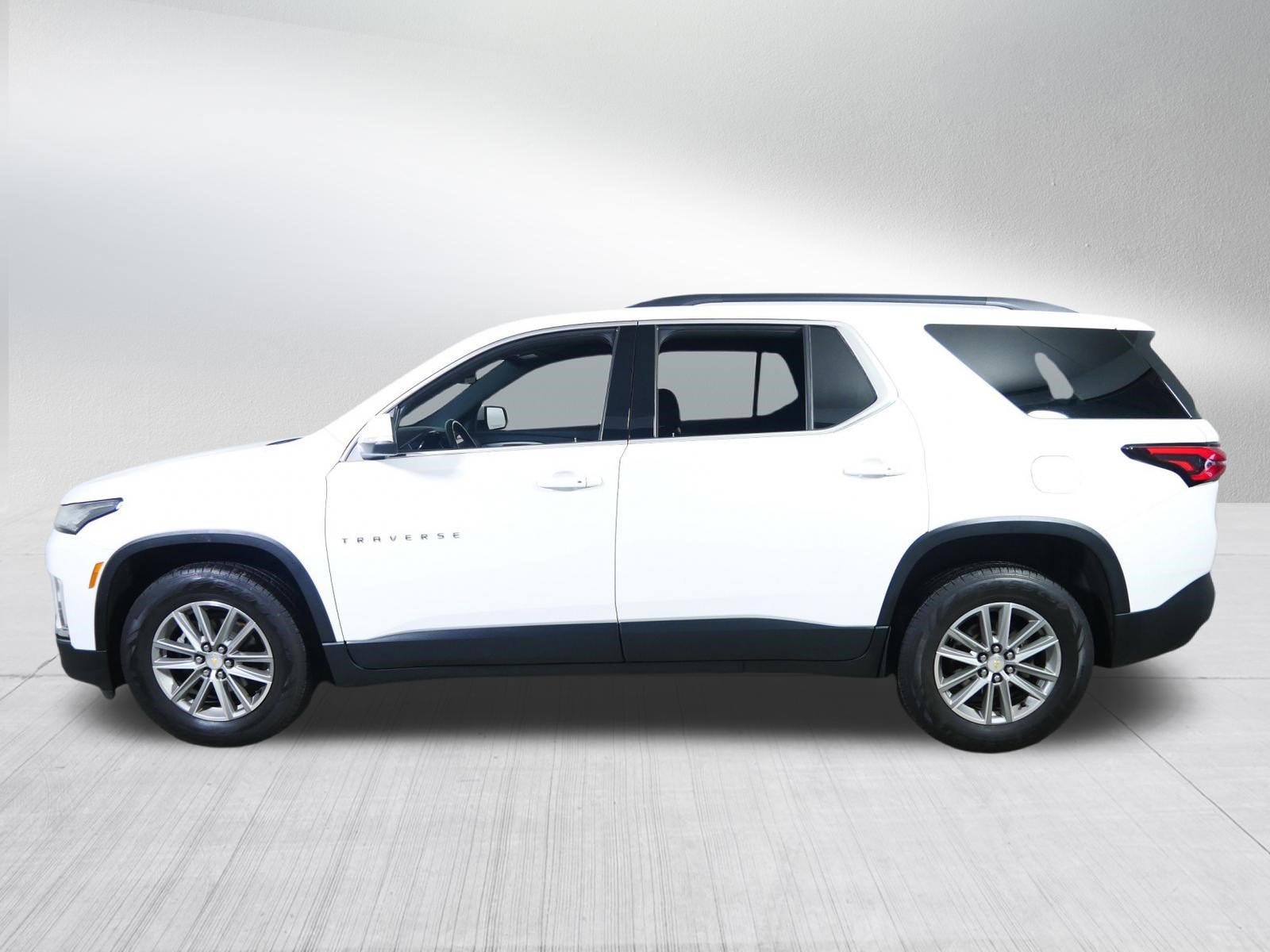 Certified 2022 Chevrolet Traverse LT image 4