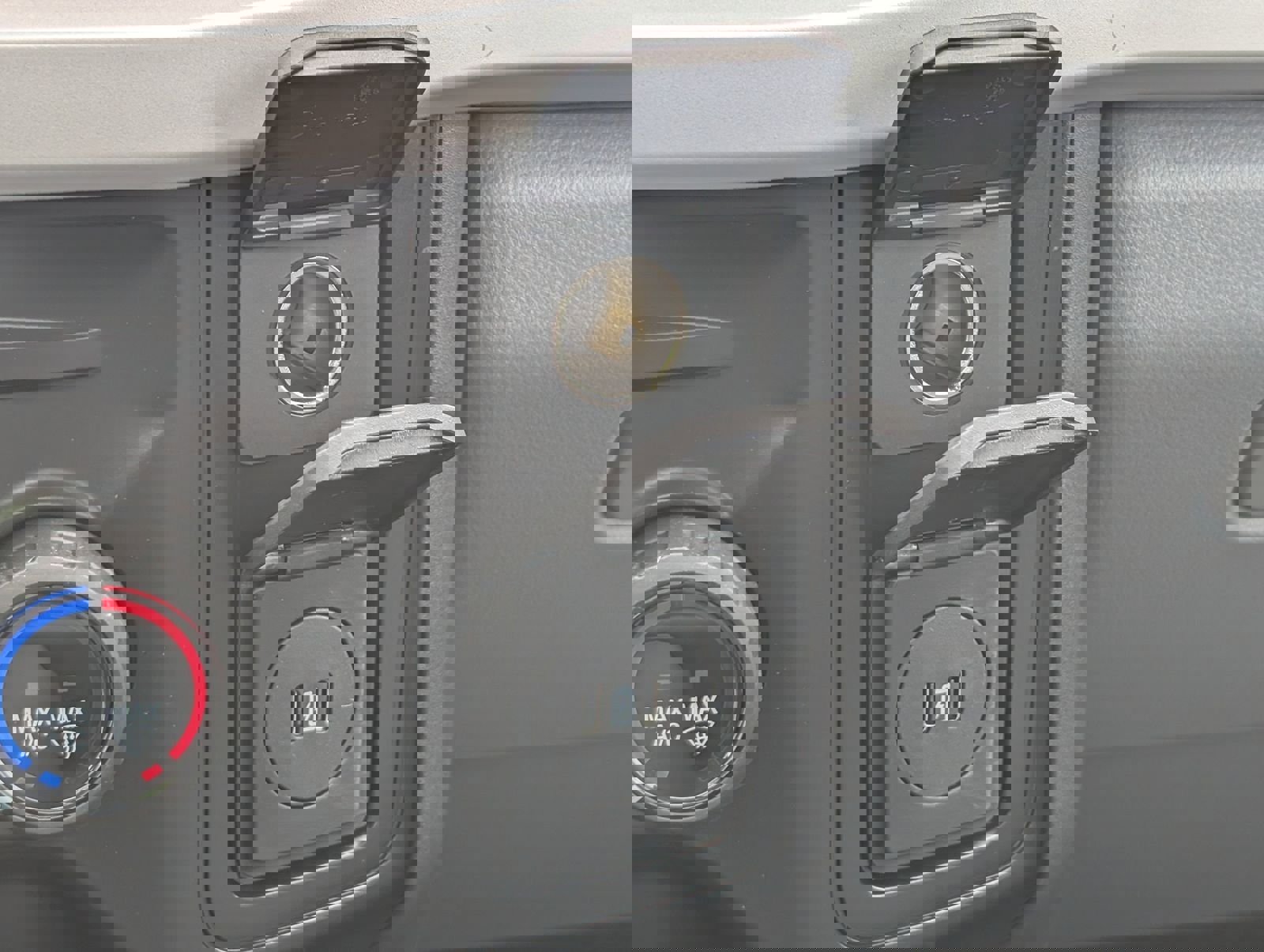 New 2026 Ford F350 XL w/ XL Chrome Package image 17