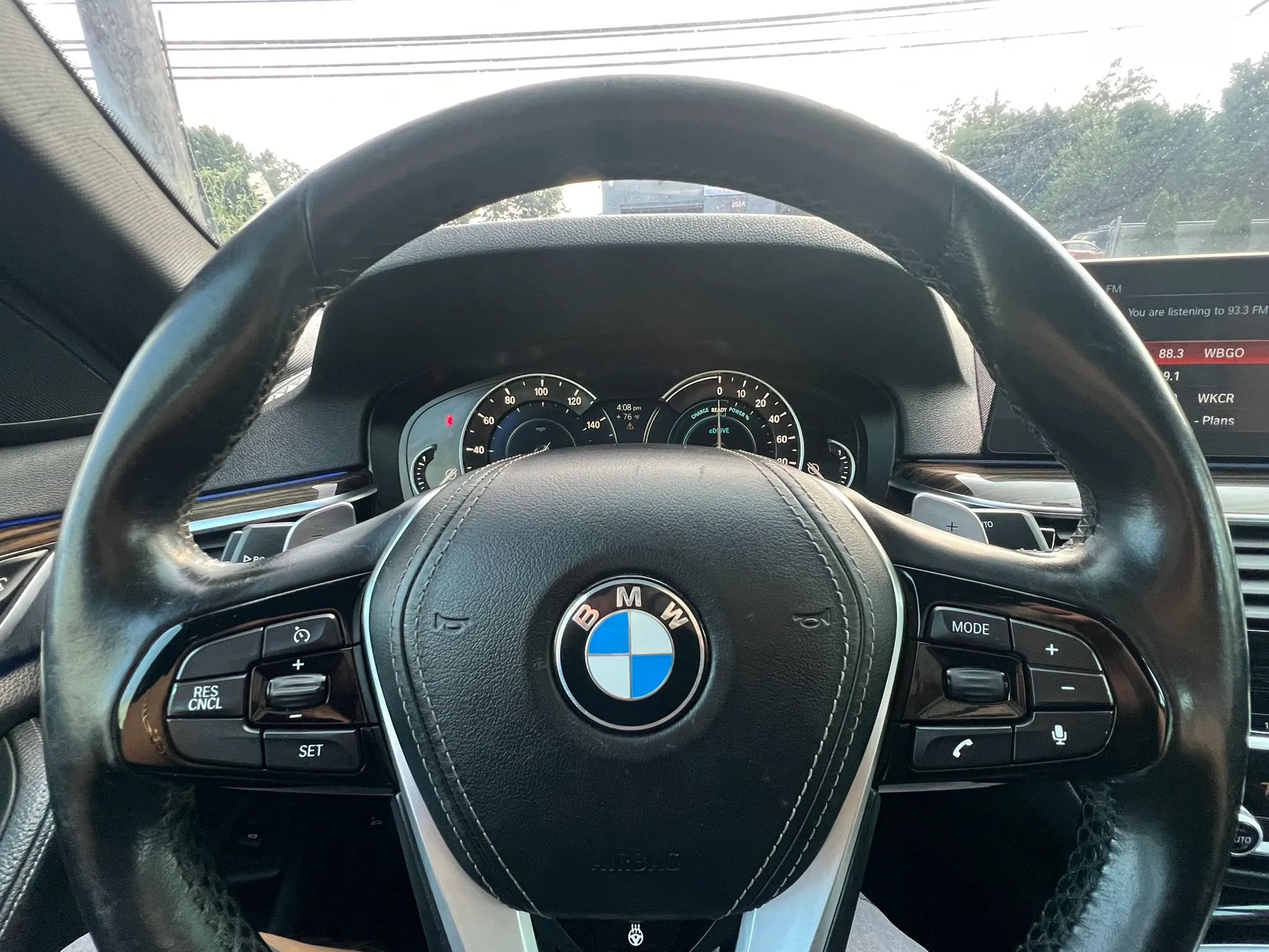 Used 2018 BMW 530e xDrive w/ Premium Package 2 AWD/4WD image 18