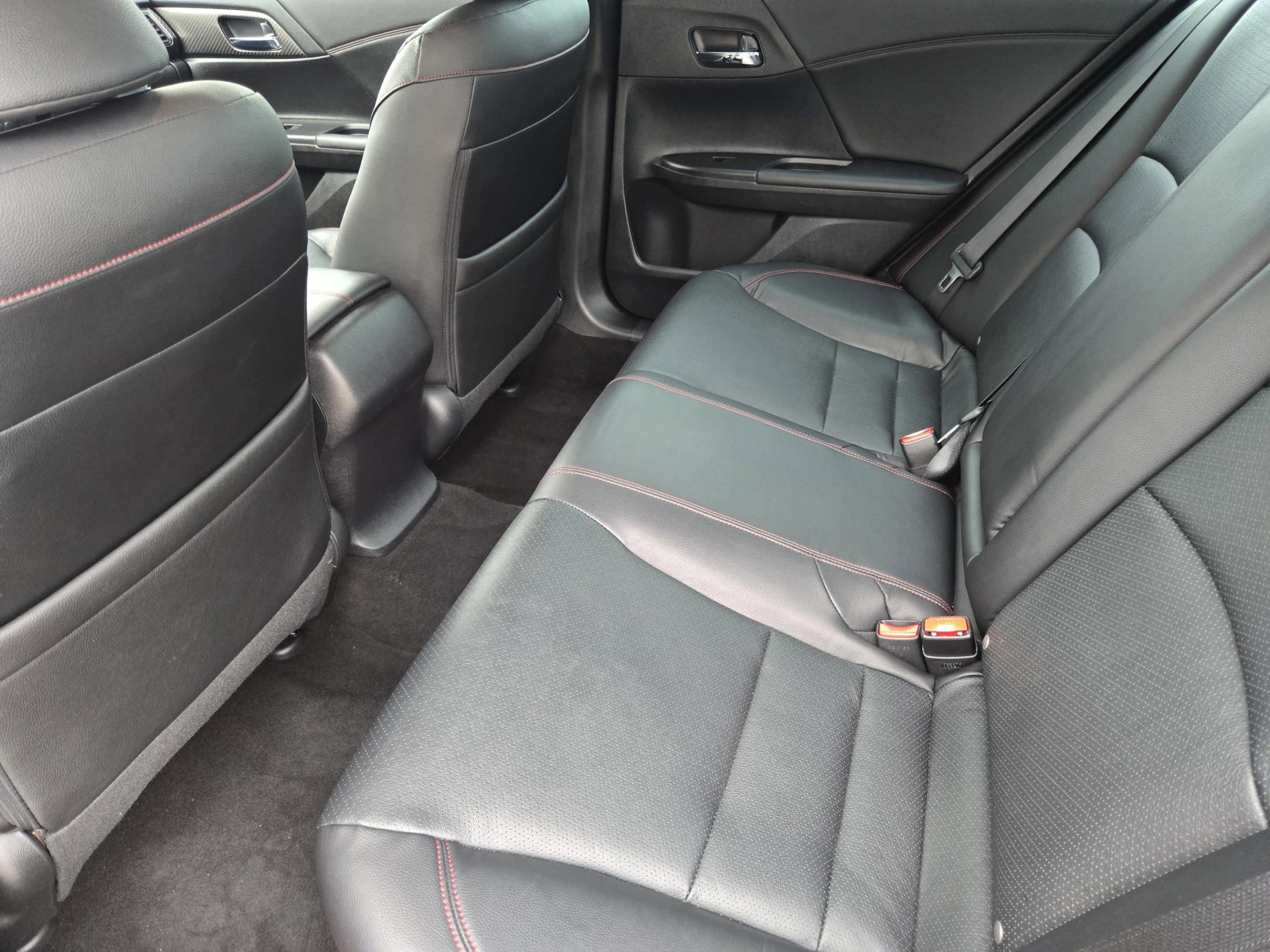 Used 2017 Honda Accord Sport Special Edition image 27
