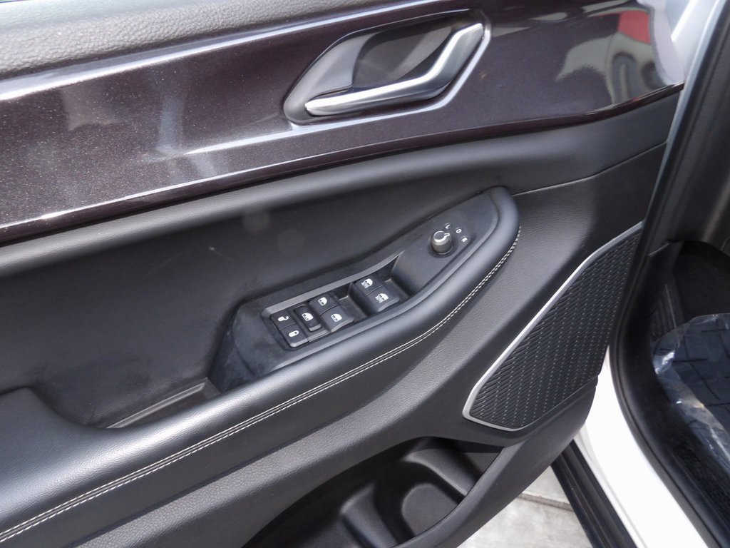 Used 2022 Jeep Grand Cherokee Altitude image 19