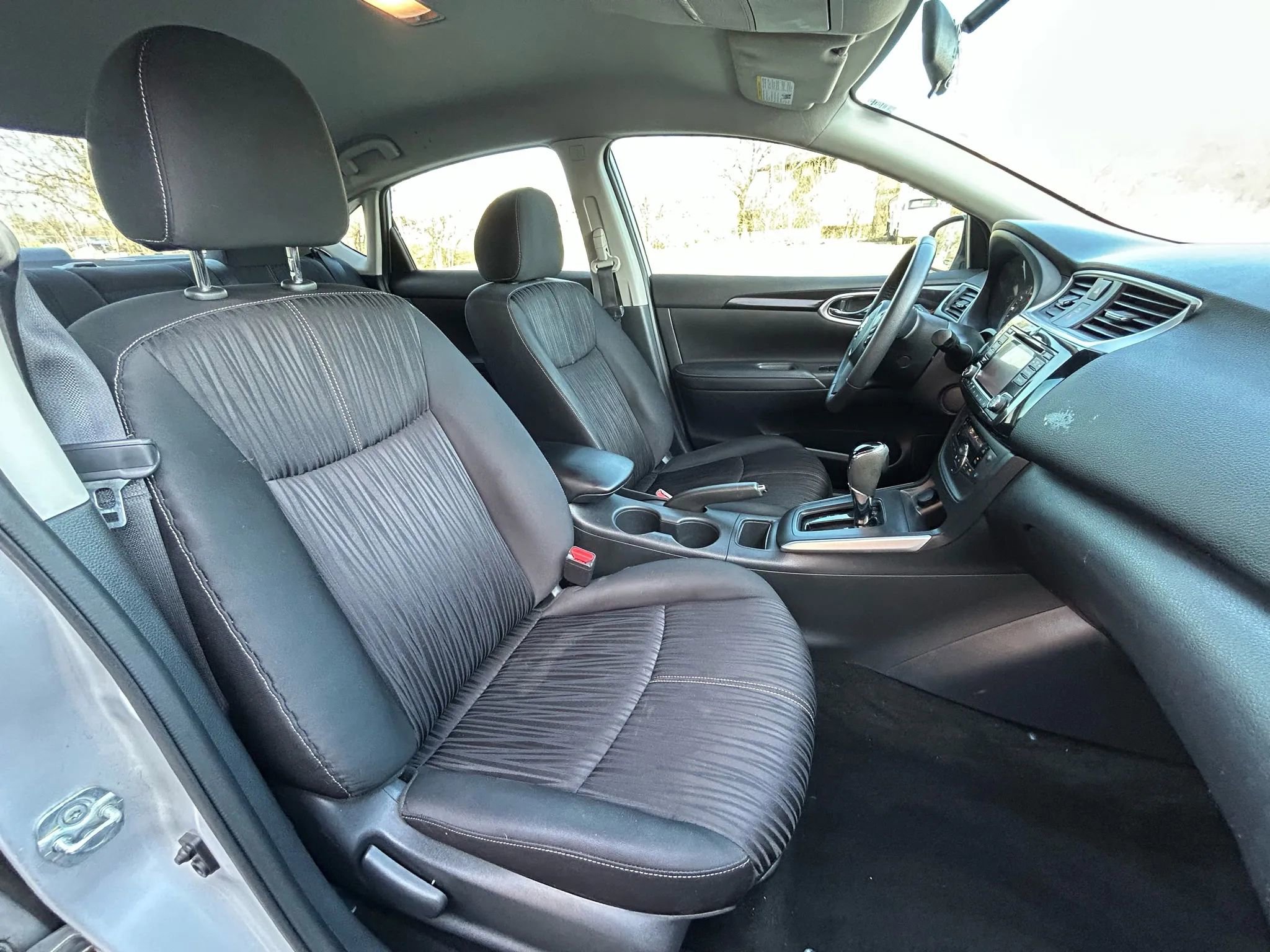 Used 2018 Nissan Sentra SV image 11