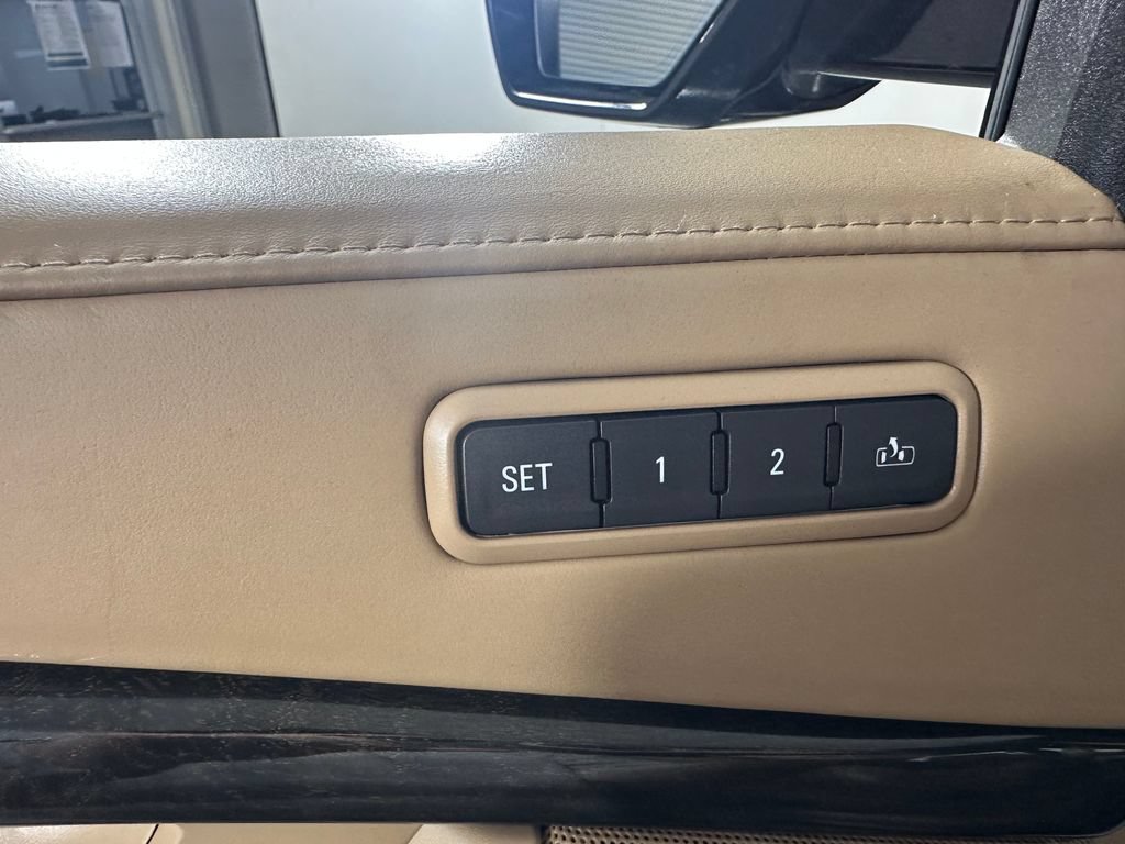 Used 2018 Cadillac Escalade ESV Platinum AWD/4WD image 20
