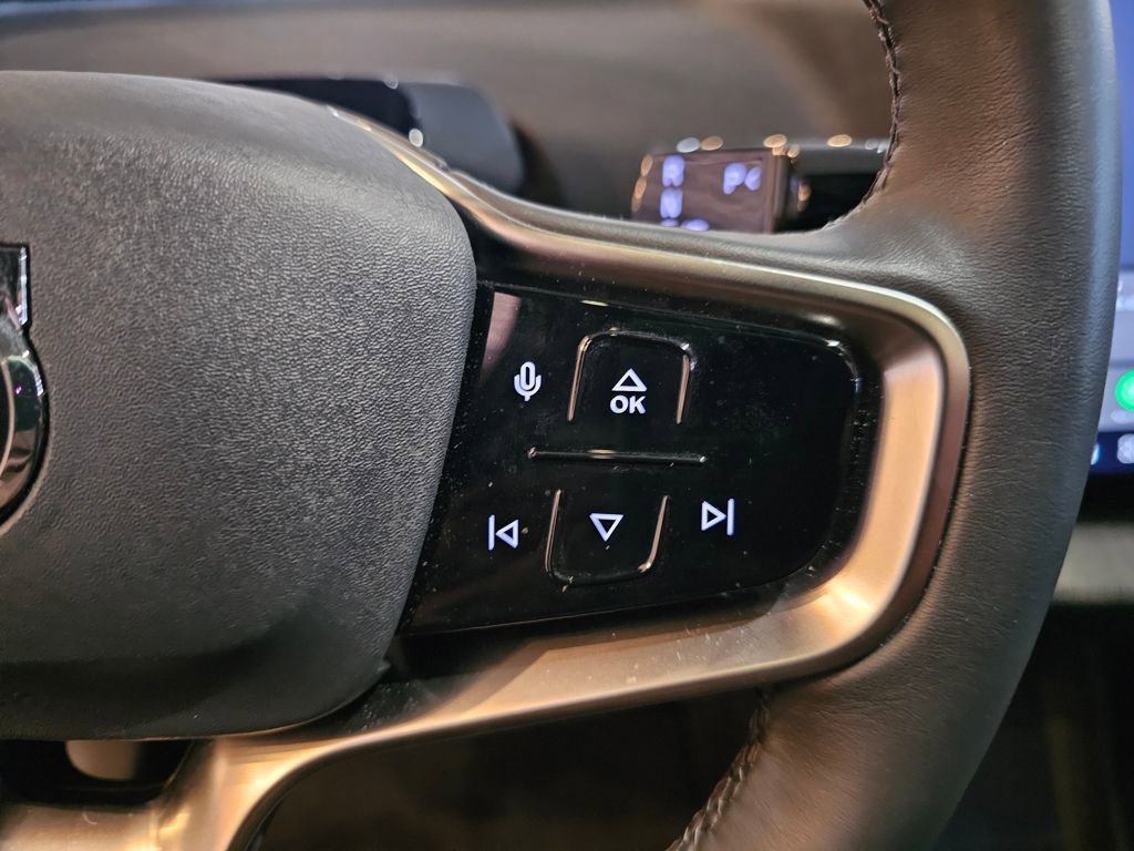 Certified 2025 Volvo EX30 Ultra image 22