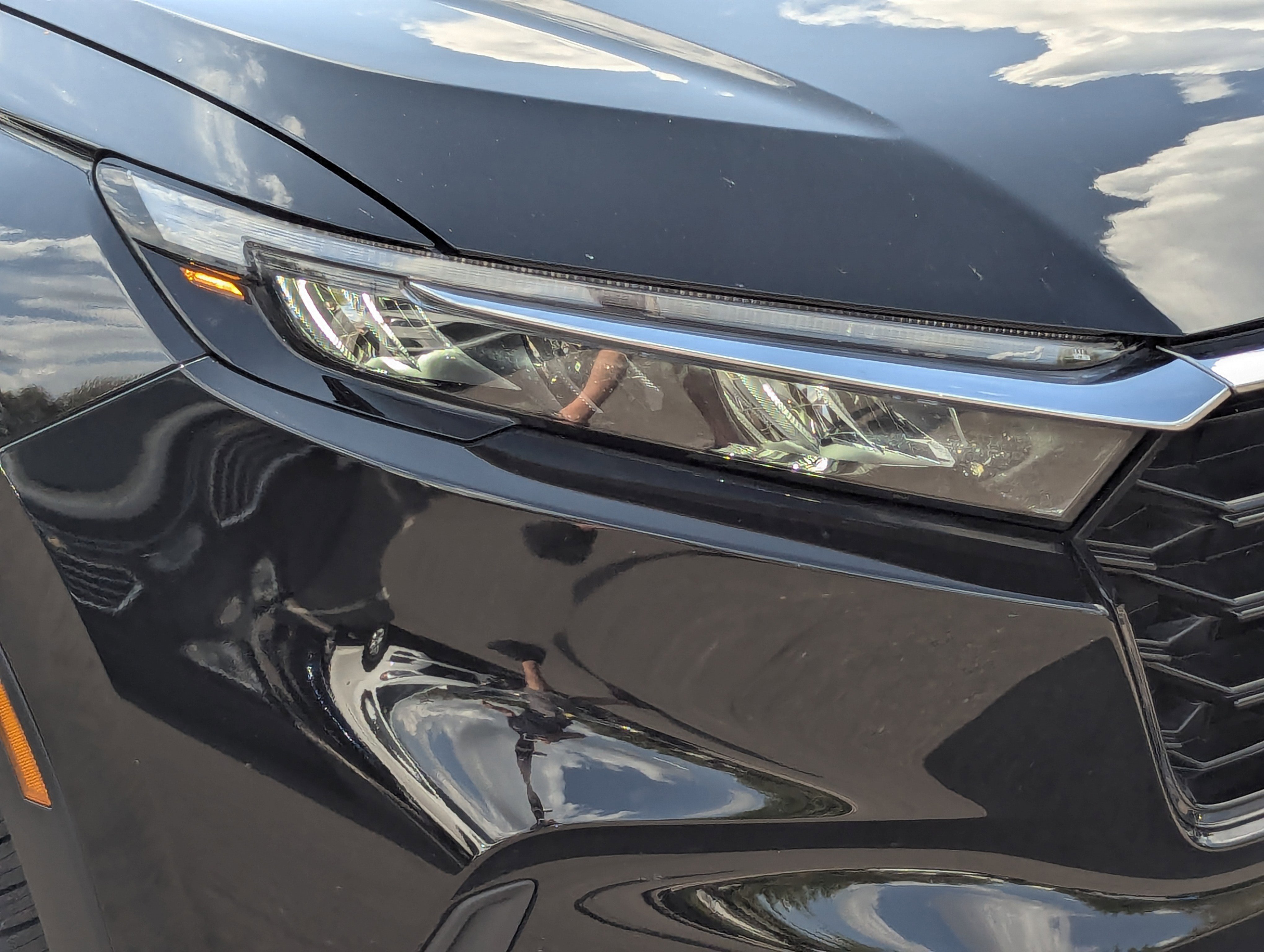 Used 2023 Honda CR-V EX-L image 10