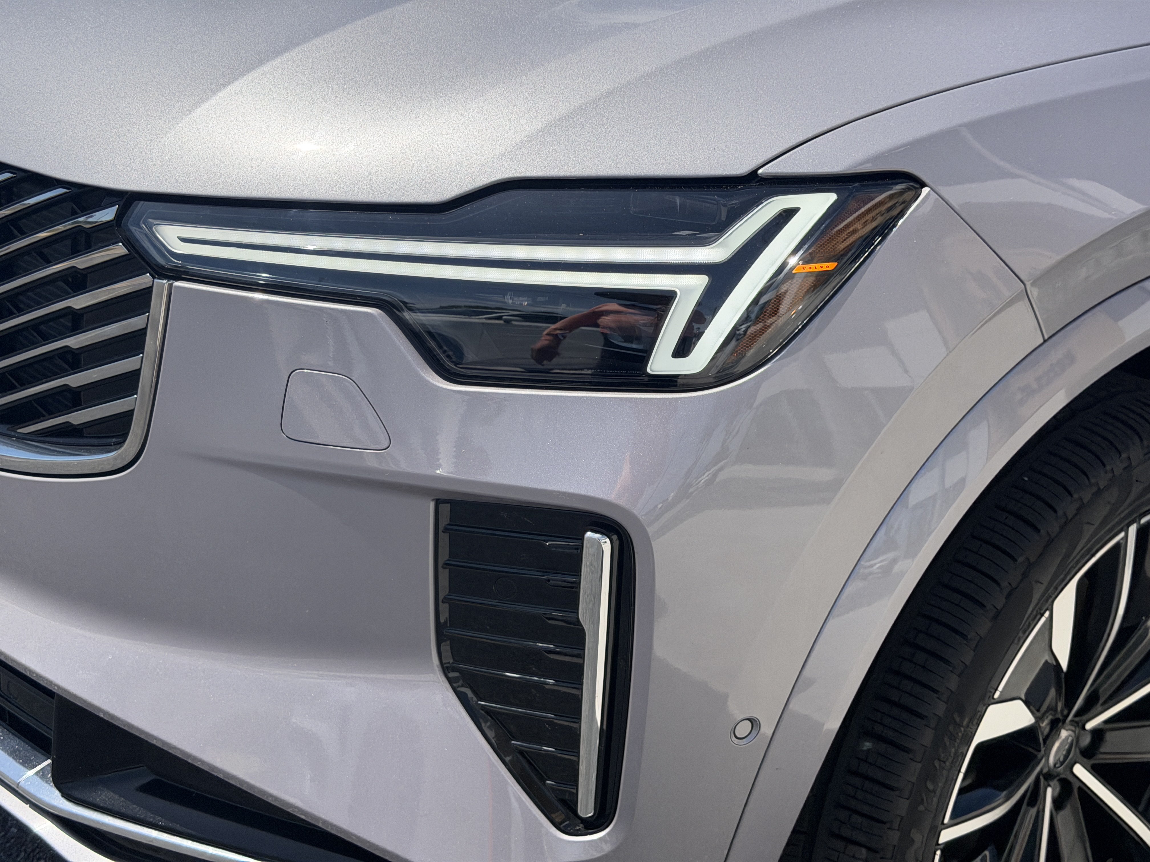 Certified 2026 Volvo XC90 B6 Ultra w/ Protection Package AWD/4WD image 8