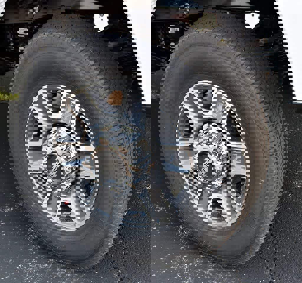 New 2025 Ford F350 XLT image 15