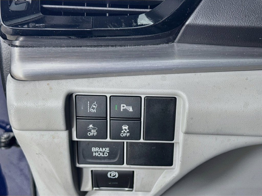 Used 2019 Acura RDX w/ Technology Package AWD/4WD image 11