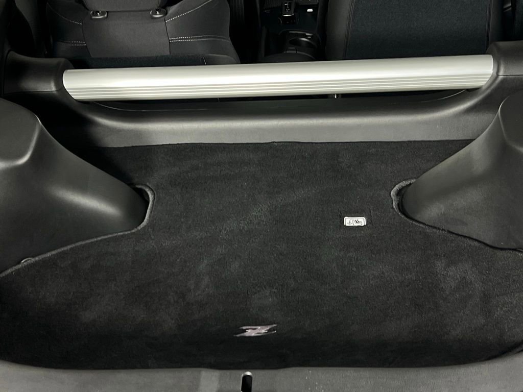 Used 2025 Nissan Z Sport w/ Floor Mat Package image 27