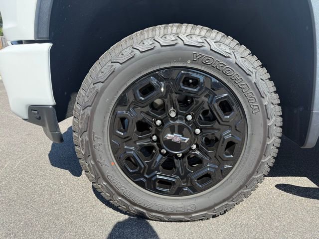 Used 2021 Chevrolet Silverado 2500 LTZ w/ LTZ Plus Package image 16