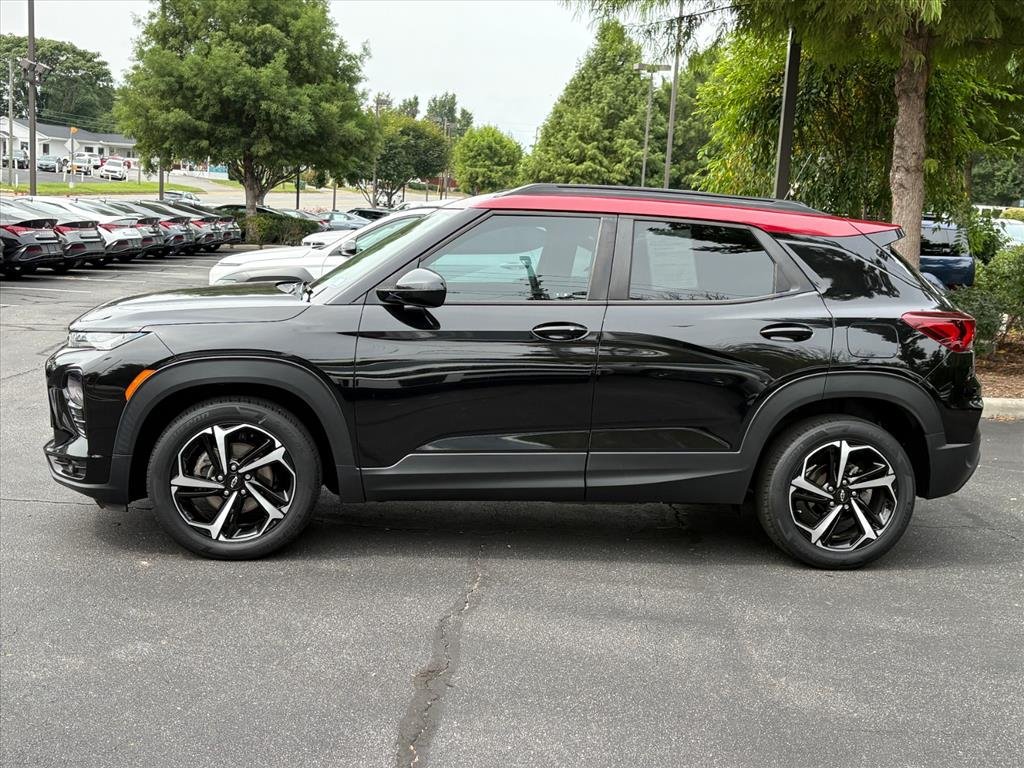 Used 2021 Chevrolet TrailBlazer RS FWD image 3