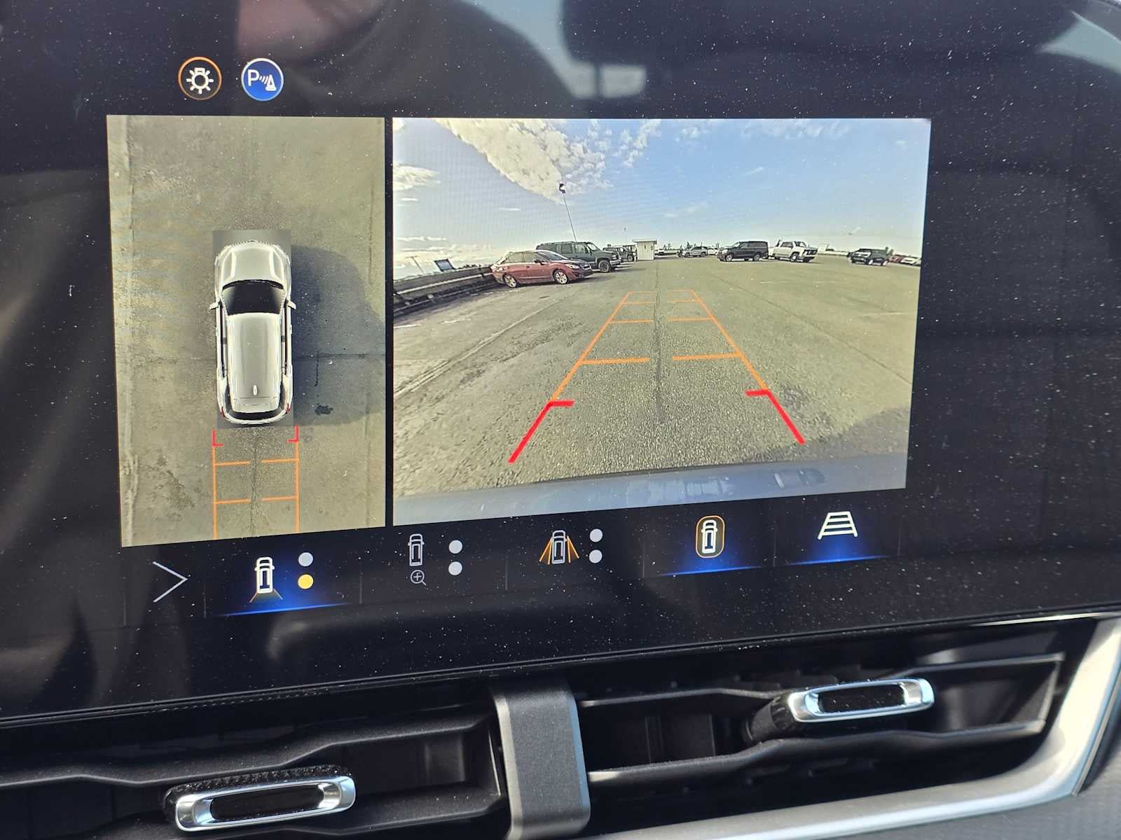 New 2026 Chevrolet Equinox LT w/ Safety and Technology Package AWD/4WD image 29