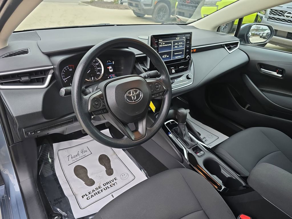 Used 2021 Toyota Corolla LE image 20