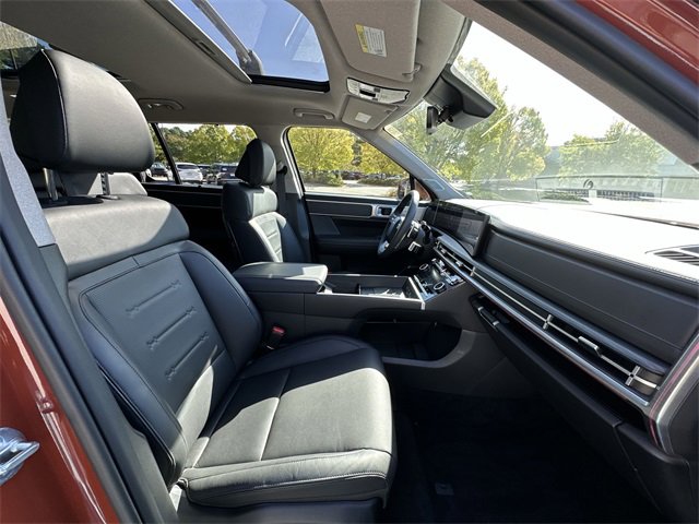 Used 2025 Hyundai Santa Fe Limited image 27