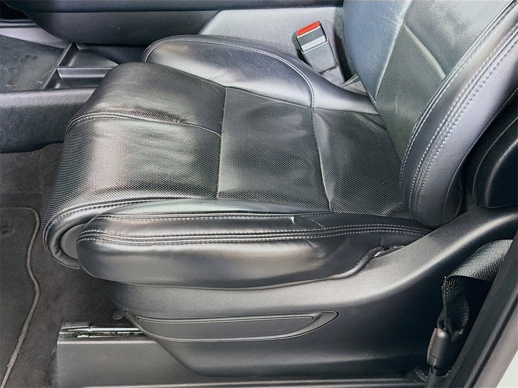 Used 2020 Lincoln Navigator L Reserve w/ Equipment Group 208A Reserve image 23