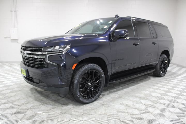 Used 2022 Chevrolet Suburban RST w/ Luxury Package AWD/4WD image 8