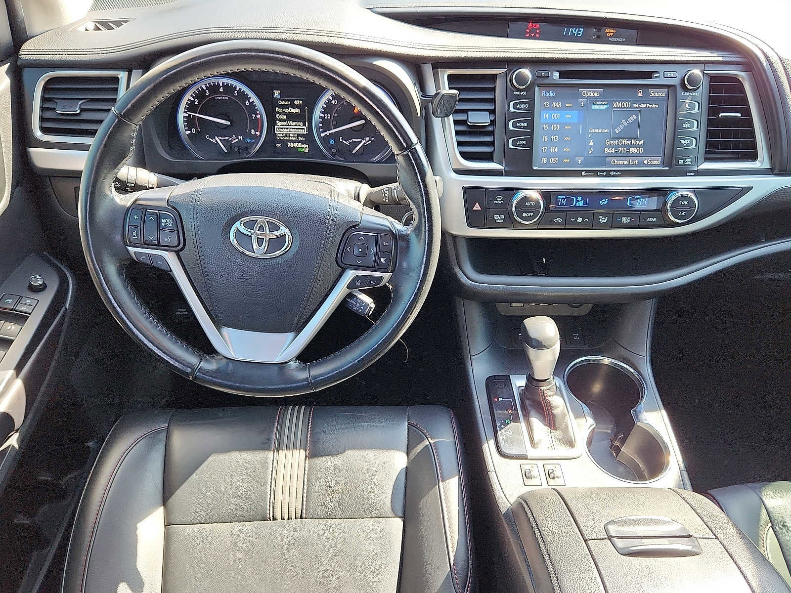 Used 2019 Toyota Highlander SE image 11