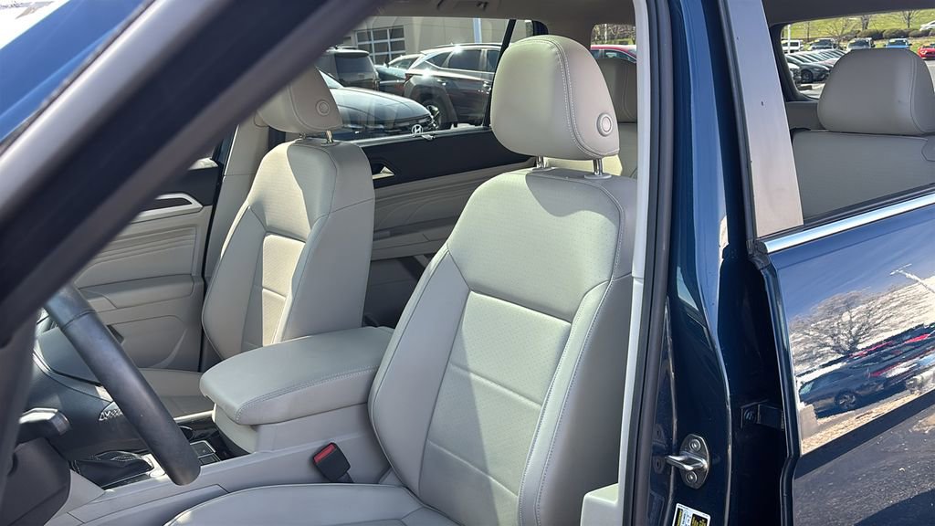 Used 2023 Volkswagen Atlas SE image 10