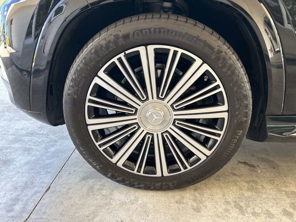 Used 2023 Mercedes-Benz Maybach GLS 600 4MATIC image 16
