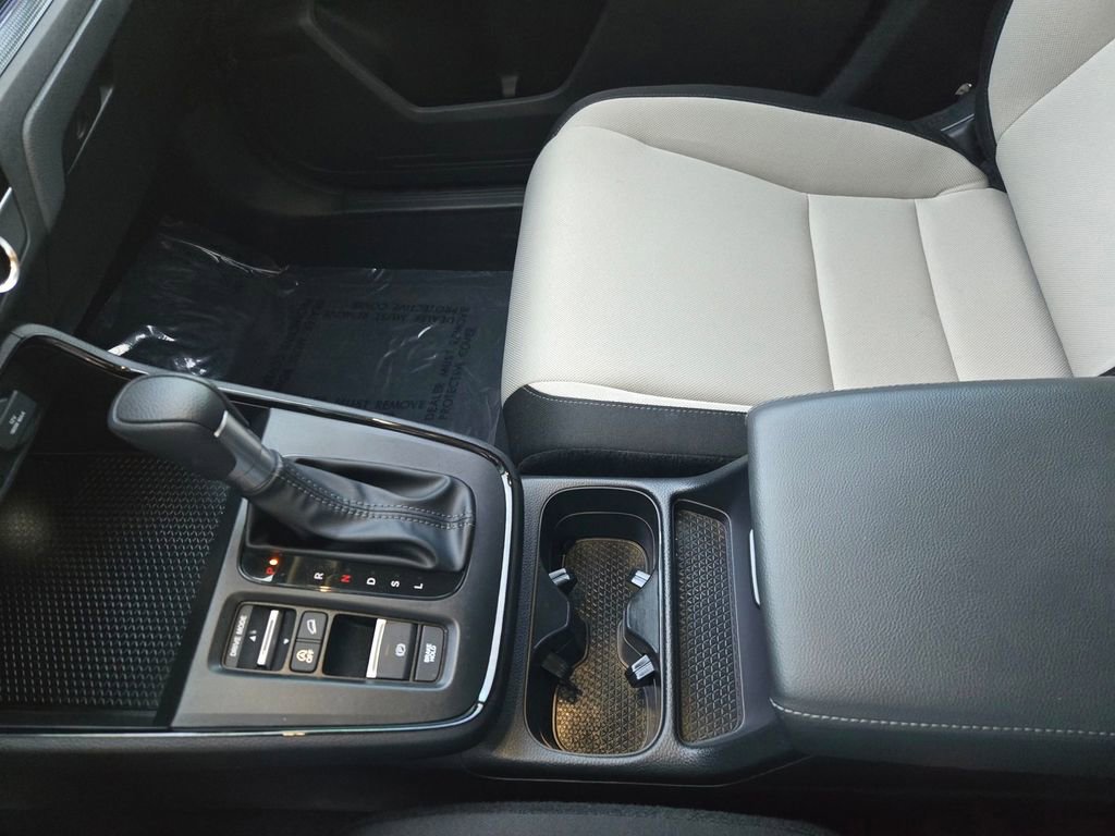 Used 2025 Honda CR-V LX image 23