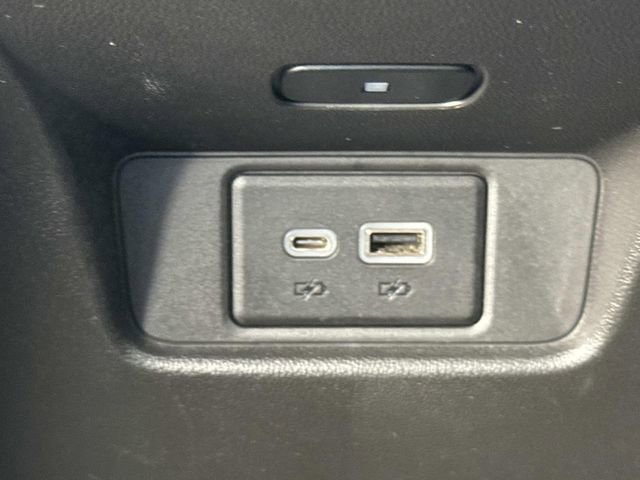 Used 2023 Cadillac XT6 Luxury image 17