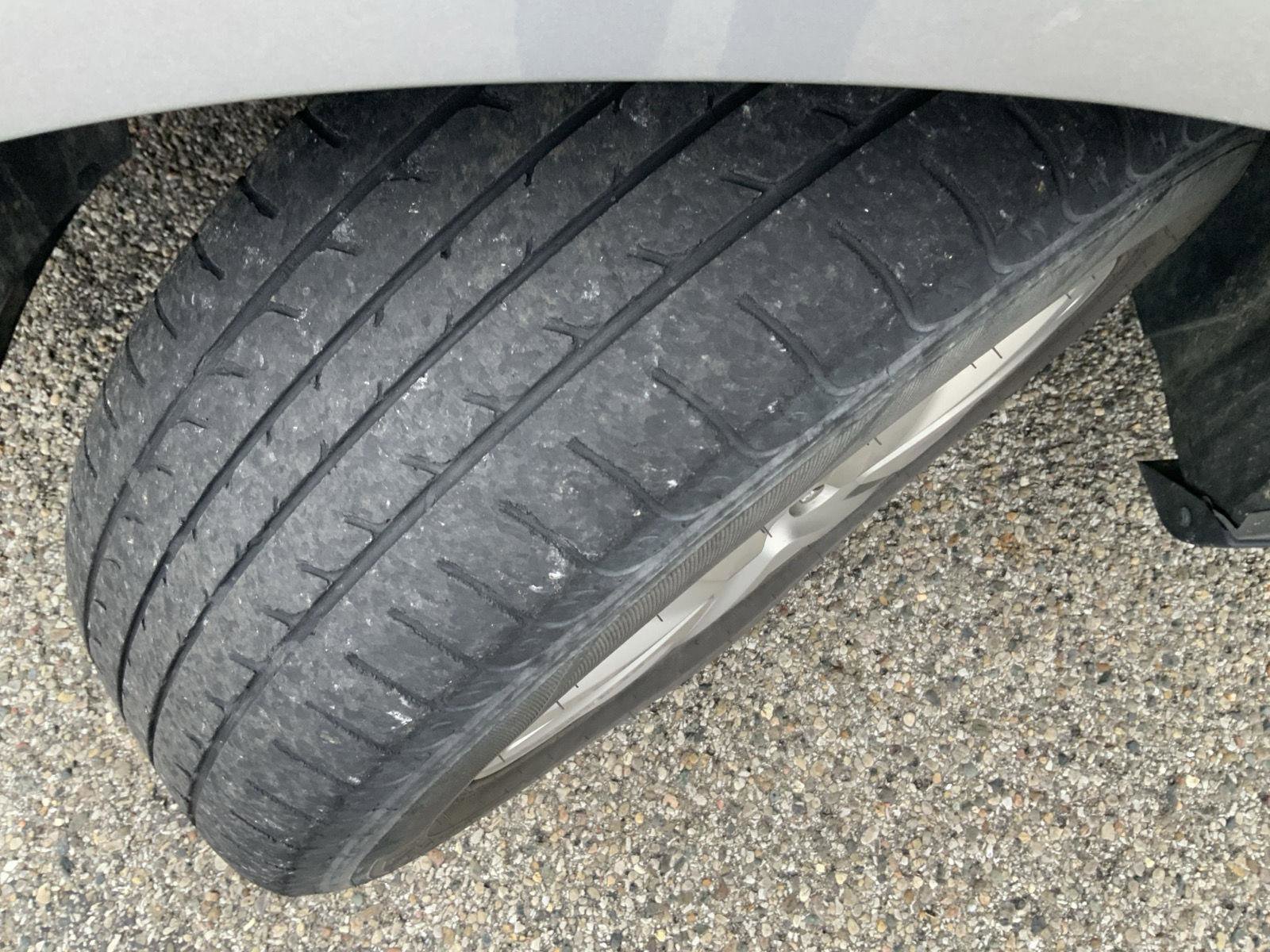 Used 2015 Dodge Grand Caravan American Value Package w/ UConnect Hands-Free Group image 17