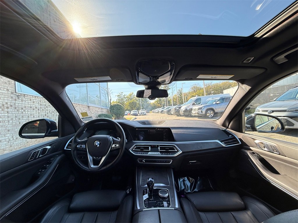 Used 2021 BMW X5 xDrive45e w/ Parking Assistance Package image 19