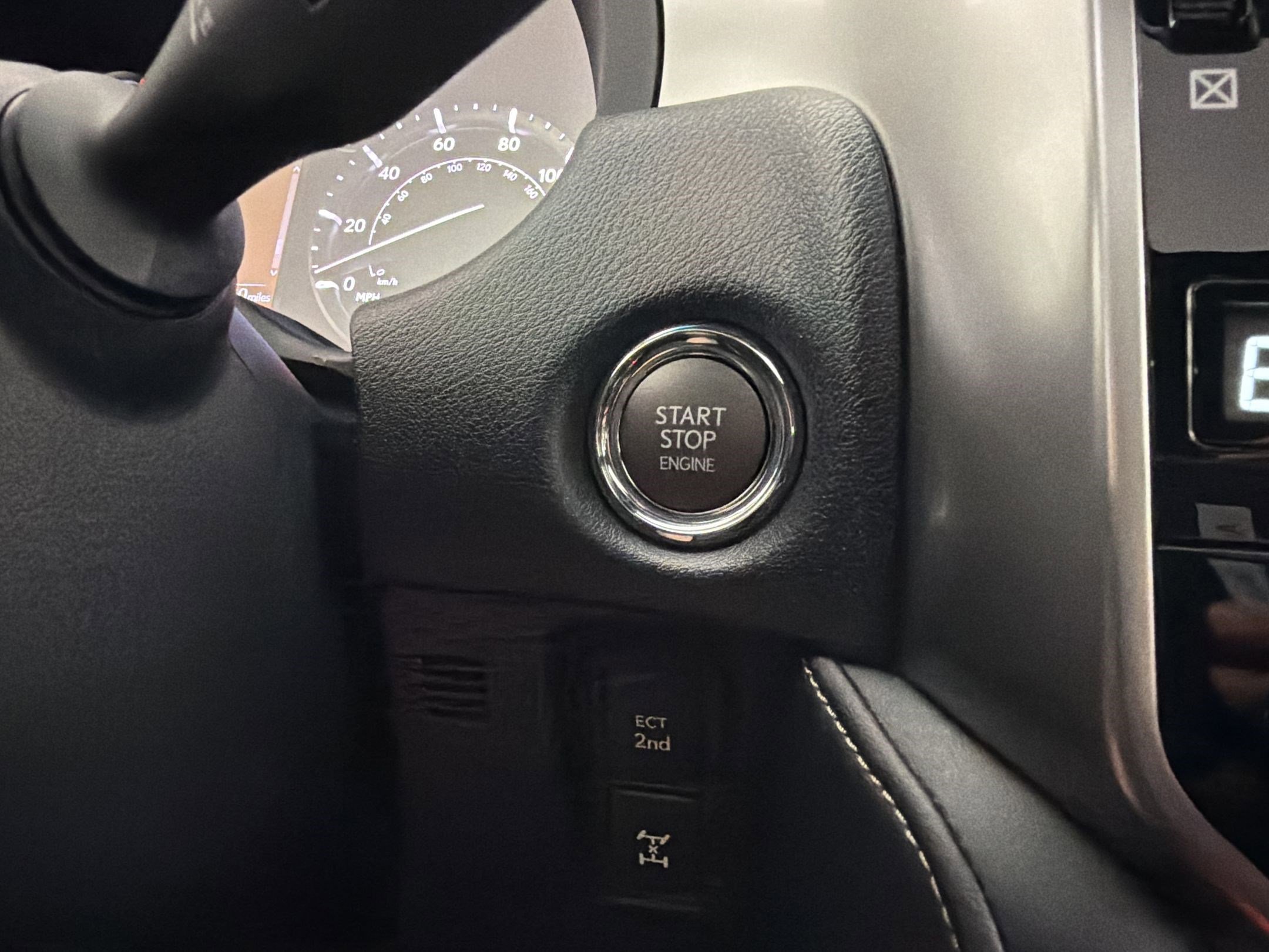 Certified 2023 Lexus GX 460 Premium w/ Accessory Package AWD/4WD image 26