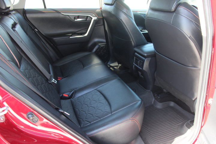 Certified 2024 Toyota RAV4 Adventure AWD/4WD image 18