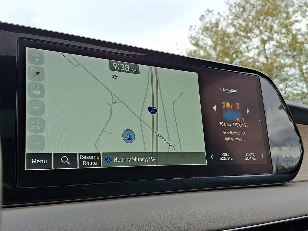 Used 2024 Hyundai Palisade Limited image 3