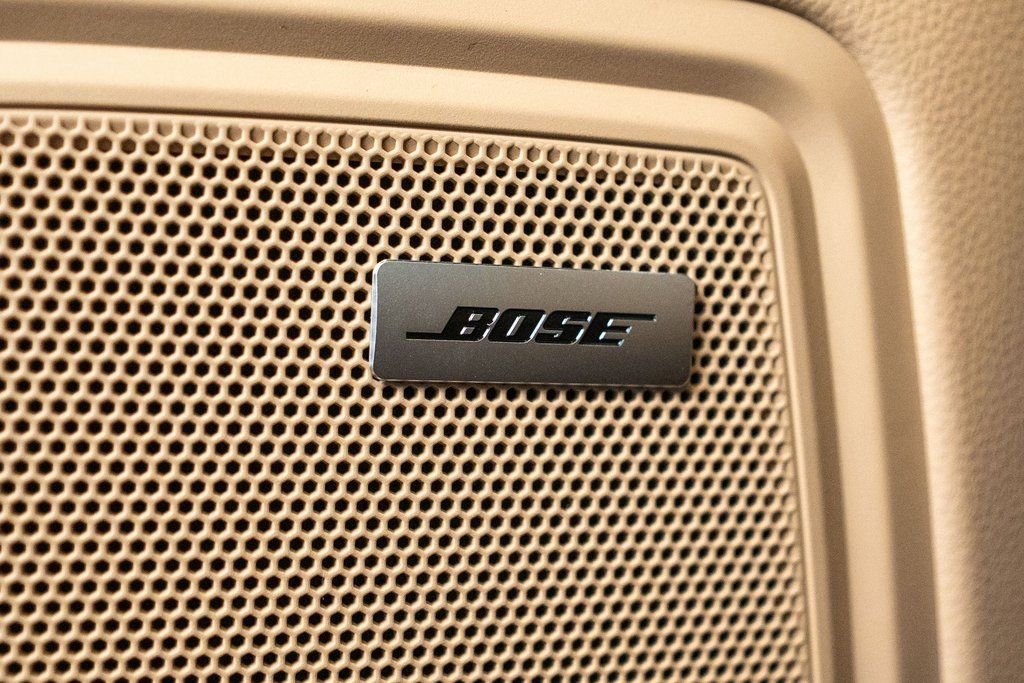 New 2026 Porsche Macan image 20