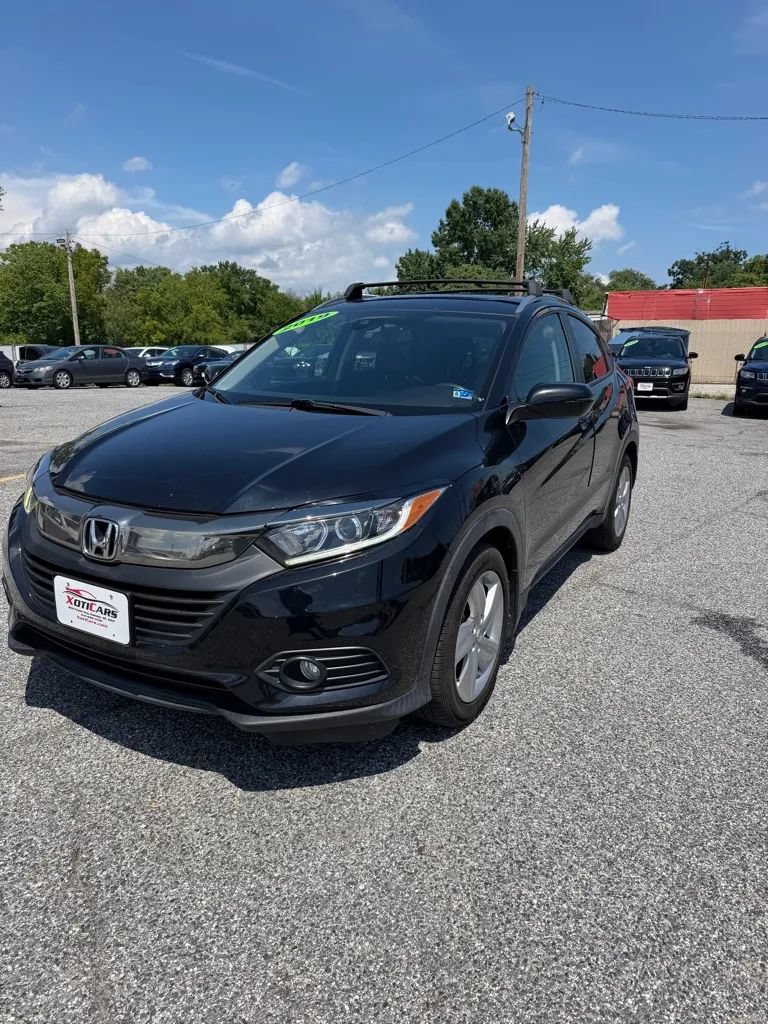 Used 2019 Honda HR-V EX-L image 2
